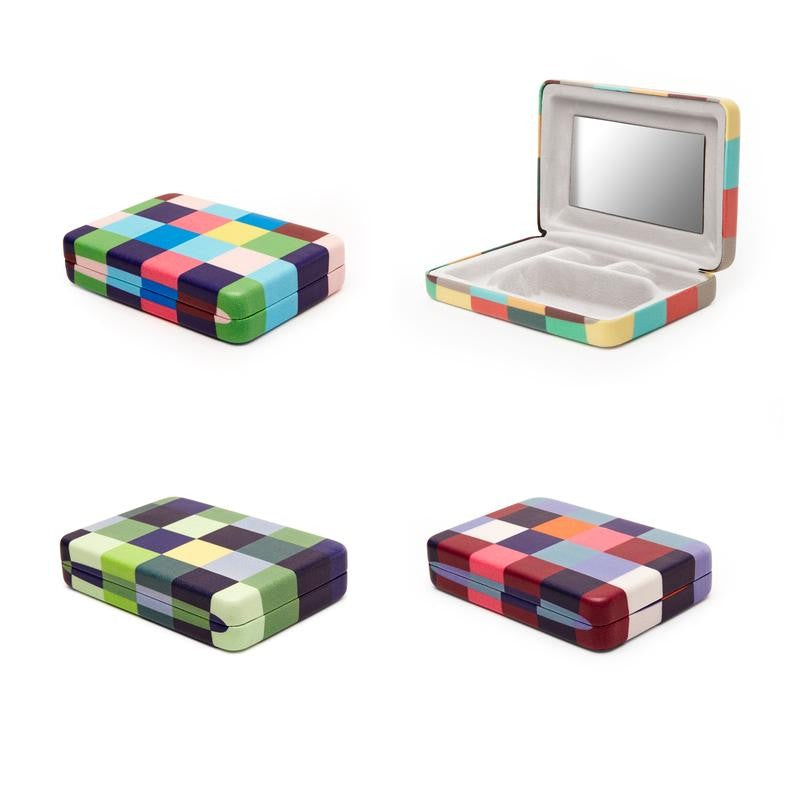 Kikkerland Plaid Travel Jewelry Case